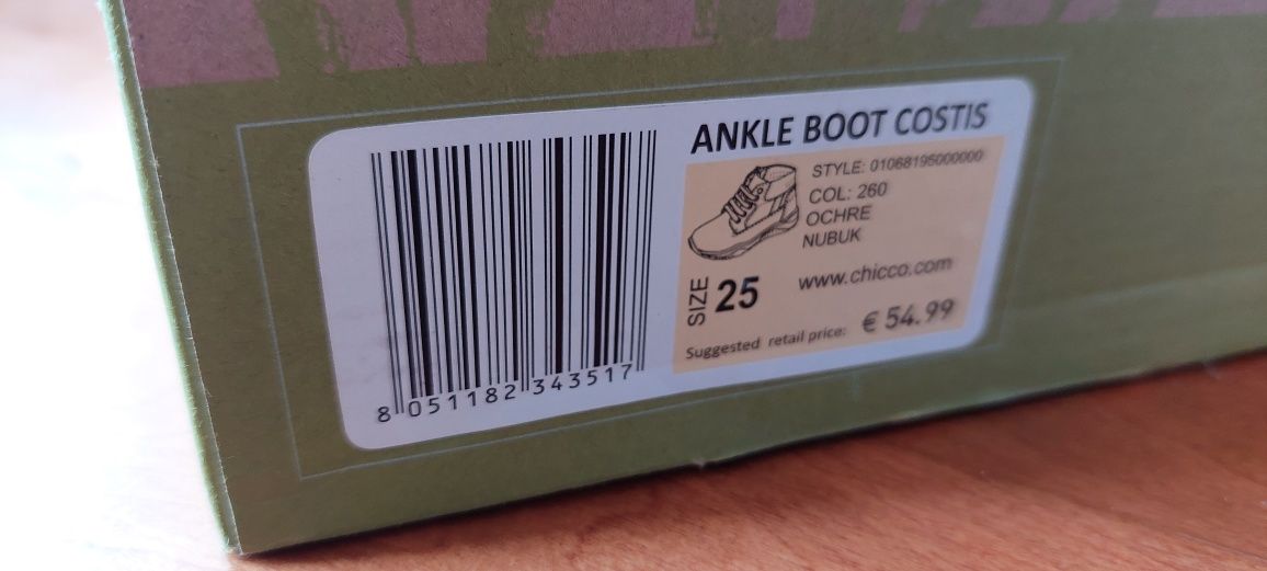 Botas Criança Chicco - Tamanho 25