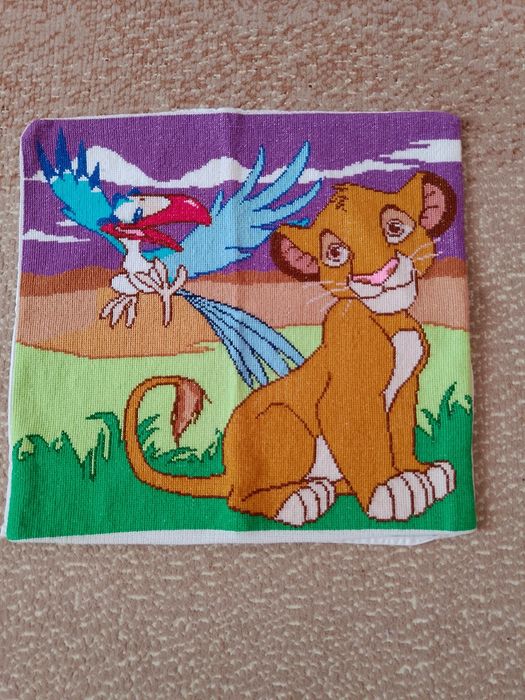 Вишита наволочка на подушку