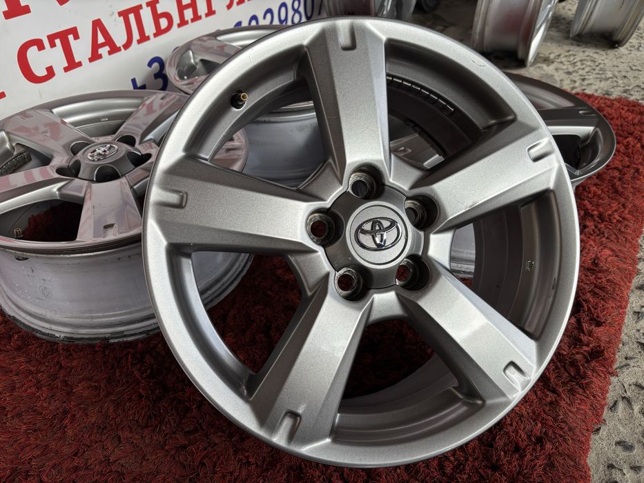 Original Toyota Rav4 R17 5x114,3