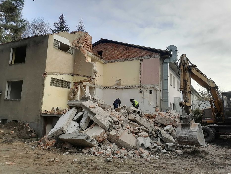 koparki obrotowe, koparko ładowarki, Roboty ziemne,  Wyburzenia Poznań