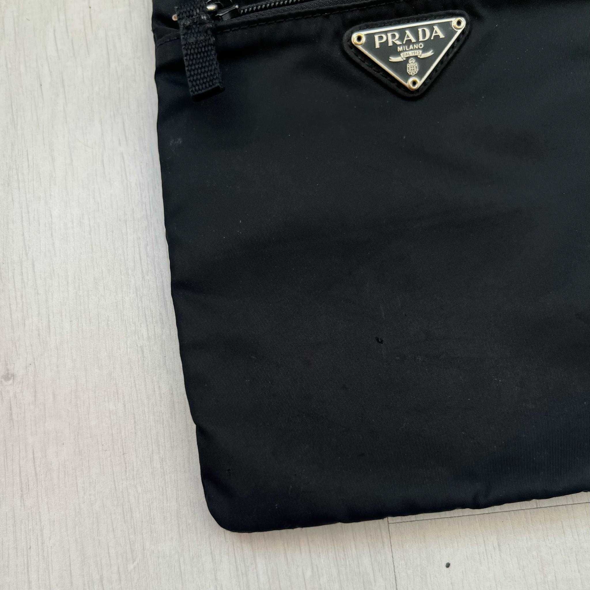 Prada Nylon Shoulder Bag Torba Na Ramie Czarna Męska