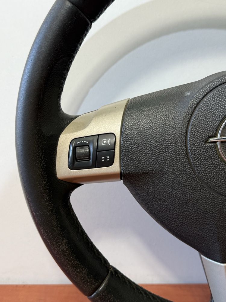 Kierownica Multifunkcyjna AIRBAG Opel Astra H