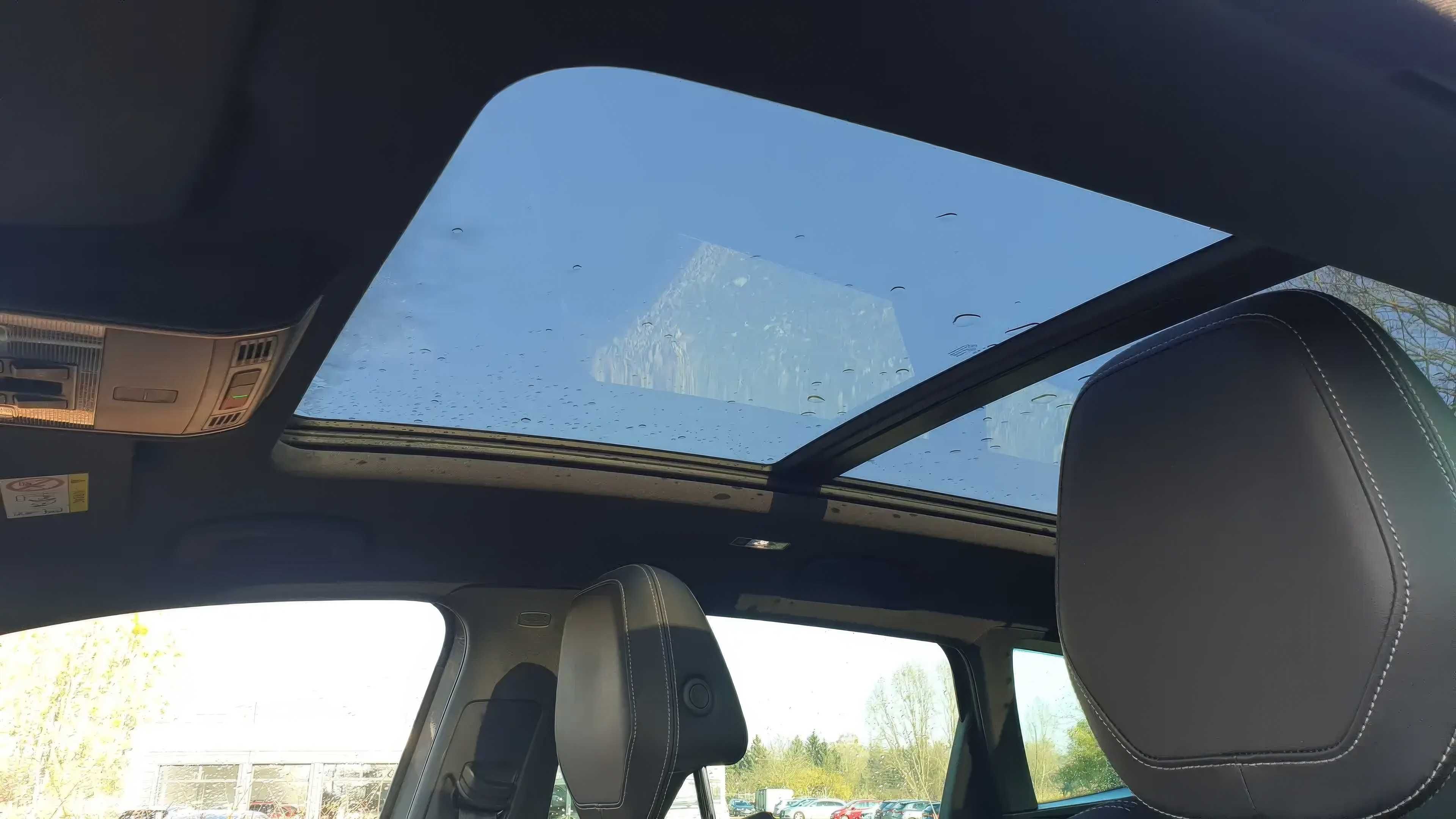 skoda	karoq	2022