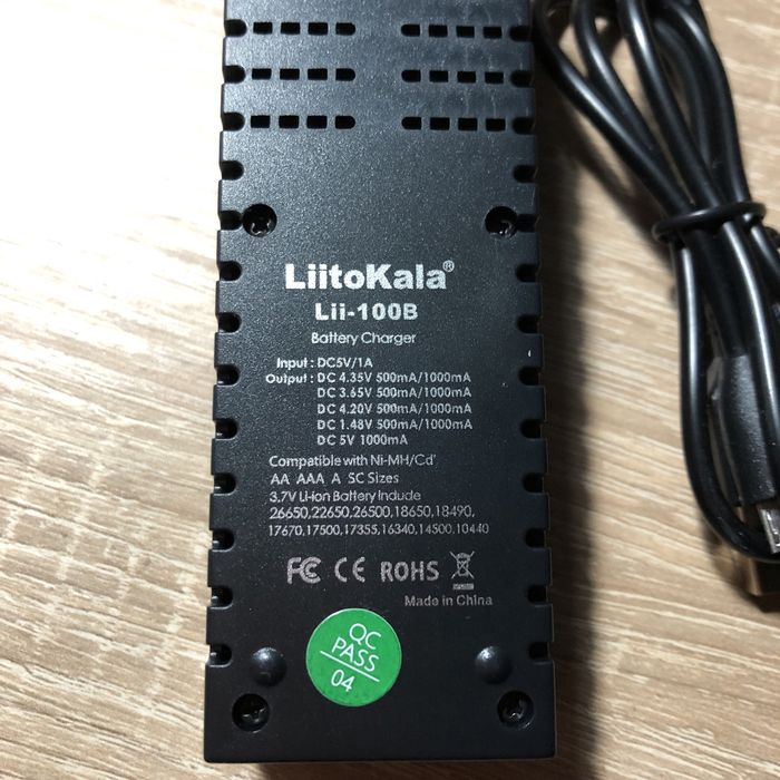 Зарядное LiitoKala Lii-100b / для li-ion 26650,22650,18650,14500 и тд