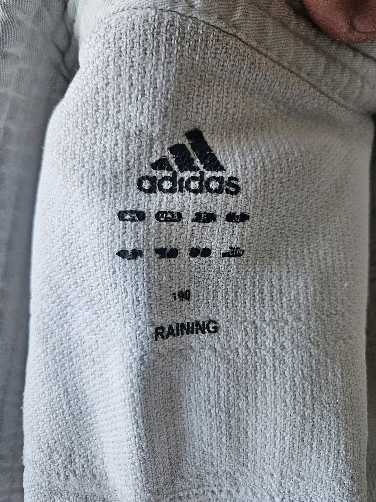 Kimono adidas usado