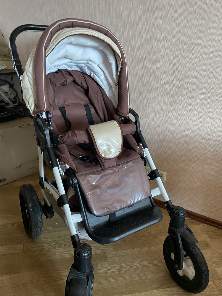 Детская коляска прогулочная