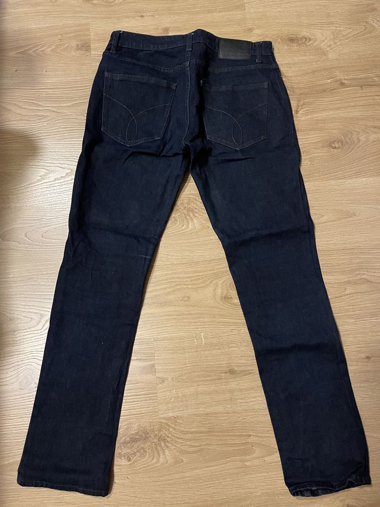 Calvin Klein ciemny granat - jeansy męskie 30x30