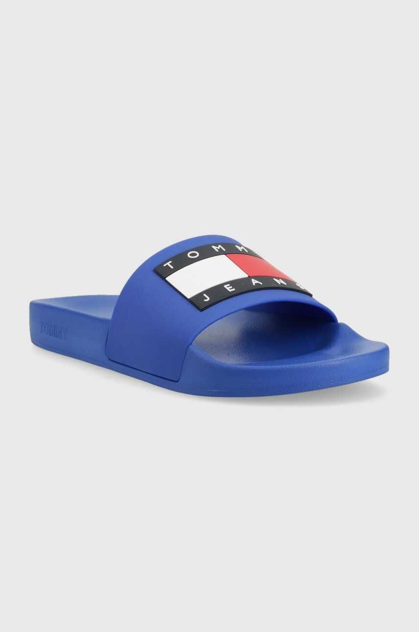 Новые шлепанцы tommy hilfiger ( th pool slides ) с америки 11,5us