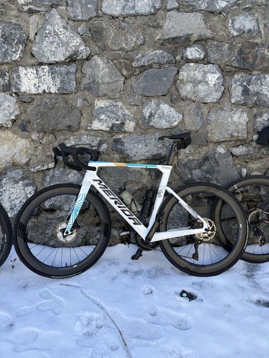 Rower szosowy merida reacto 6000 L bahrain 2025