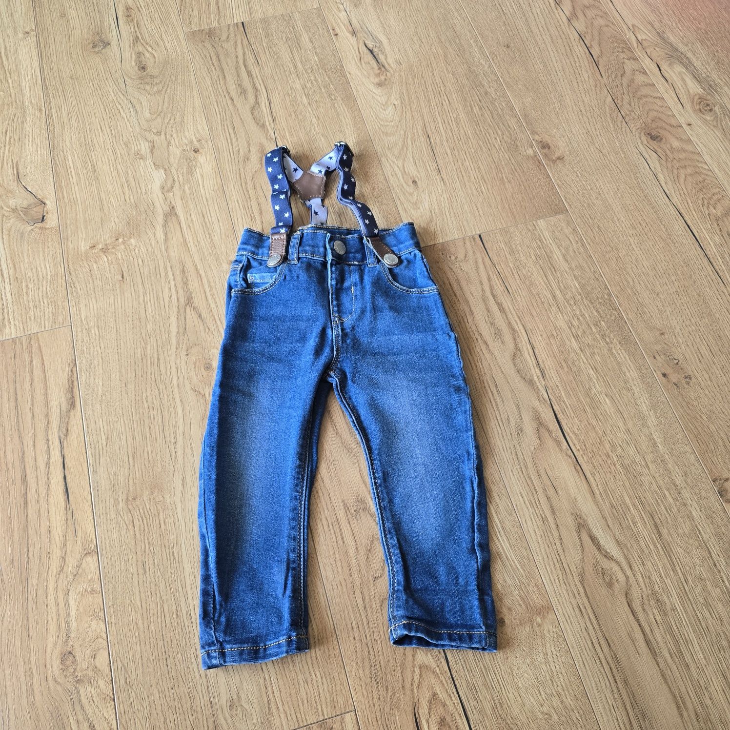 Spodnie dżinsy jeans skinny primark szelki 80 86 rurki