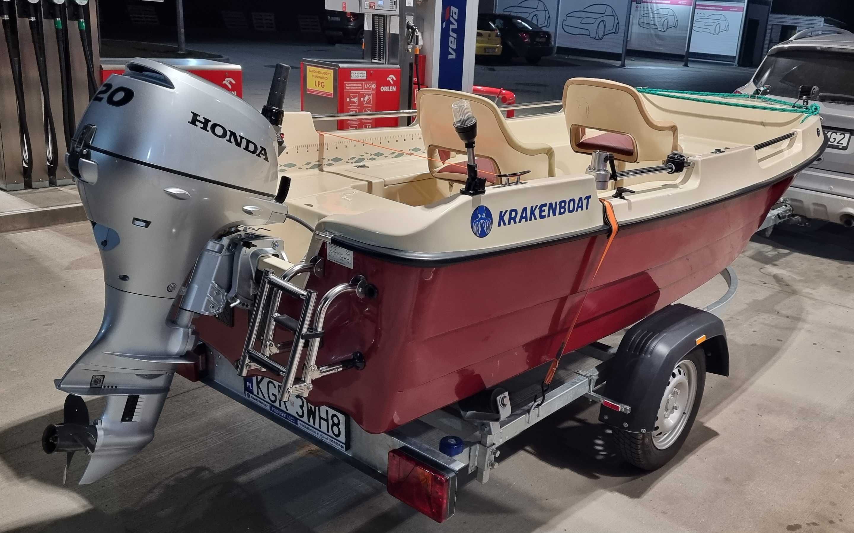 Sprzedam Łódź KrakenBoat 380 wraz z bogatym wyposażeniem.