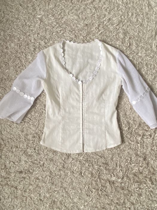 Блуза жіноча біла