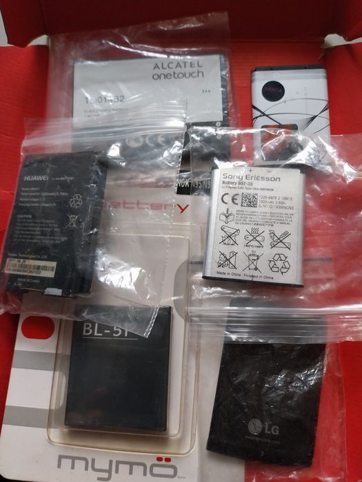 Baterias para telemóveis samsung nokia,originais novas ( várias )