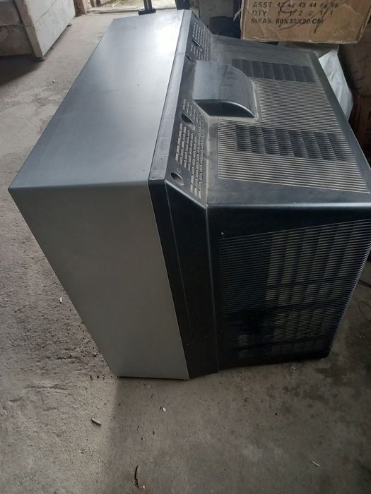 Продам музичний центр SAMSYNG та телевізори