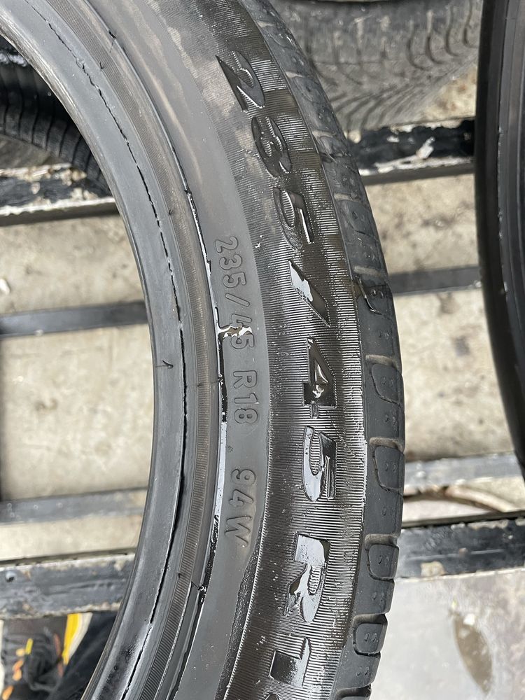 Шини літні 235/45/18 Pirelli (70% залишку 19рік)