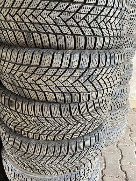 Продаж зимових/всесезонних шин