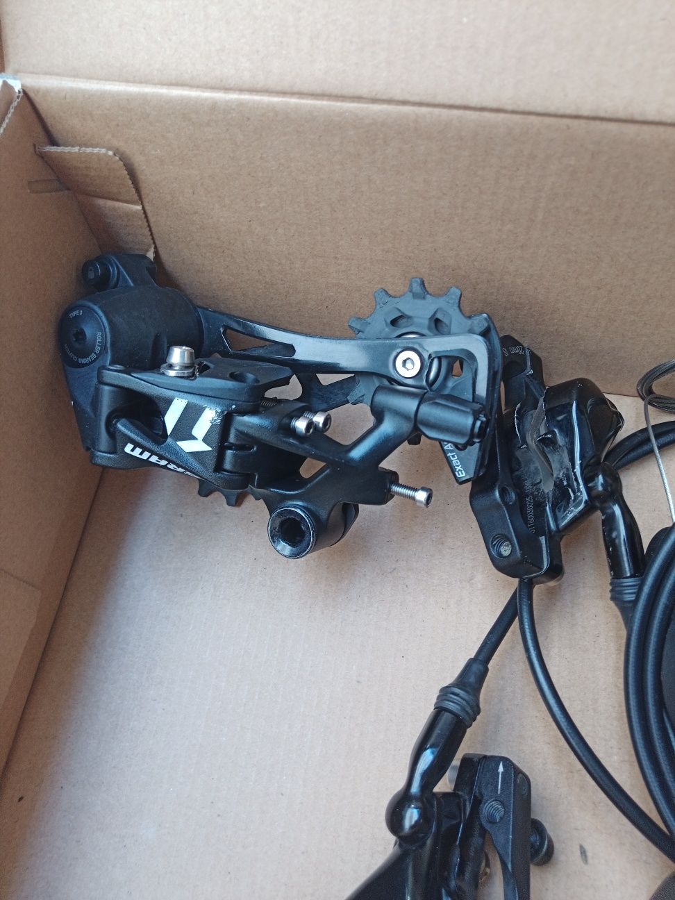 Manetes e desviador sram apex de 11