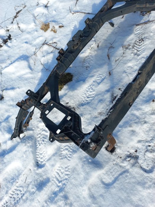 Pas przód przedni wzmocnienie czołowe goły audi a4 b8 a5 8t