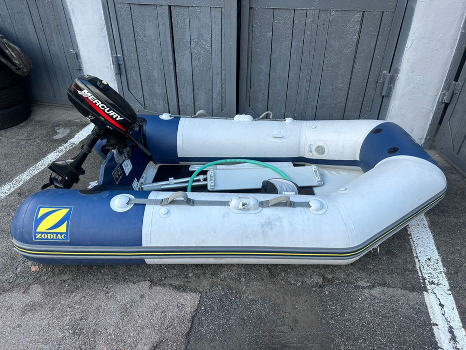 Zodiac c240 зодіак човен пвх француз двигун mercury 3.3 меркурі 3.3
