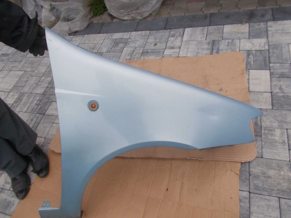 Błotnik Prawy Fiat Punto 2 Kolor 804A Demontaz