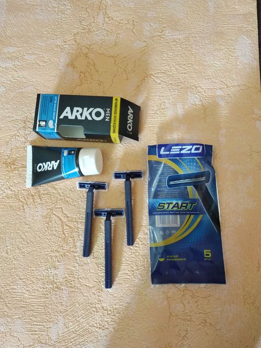 Крем после бритья  бальзам після гоління