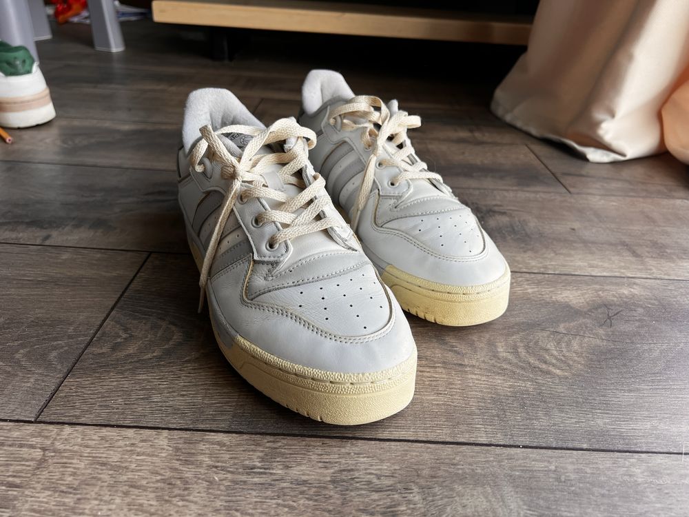 Кросівки adidas rivalry low , rivarly low , 44,5 розмір , 10/5 us