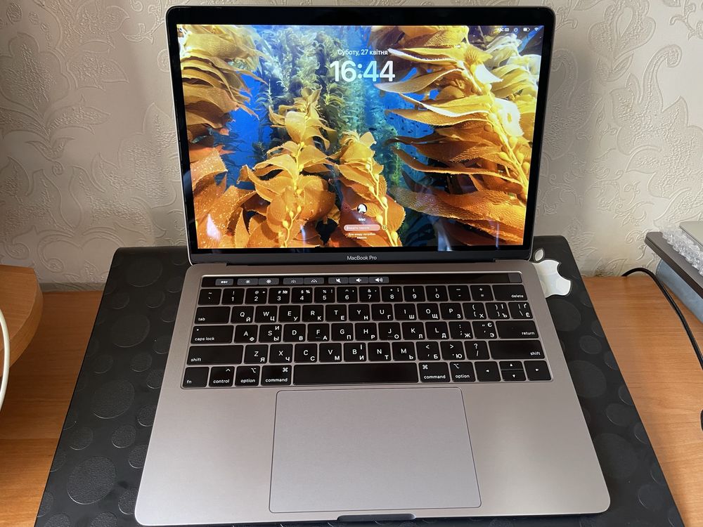 MacBook Pro 13 2020 Core i5 128Gb Touch Bar