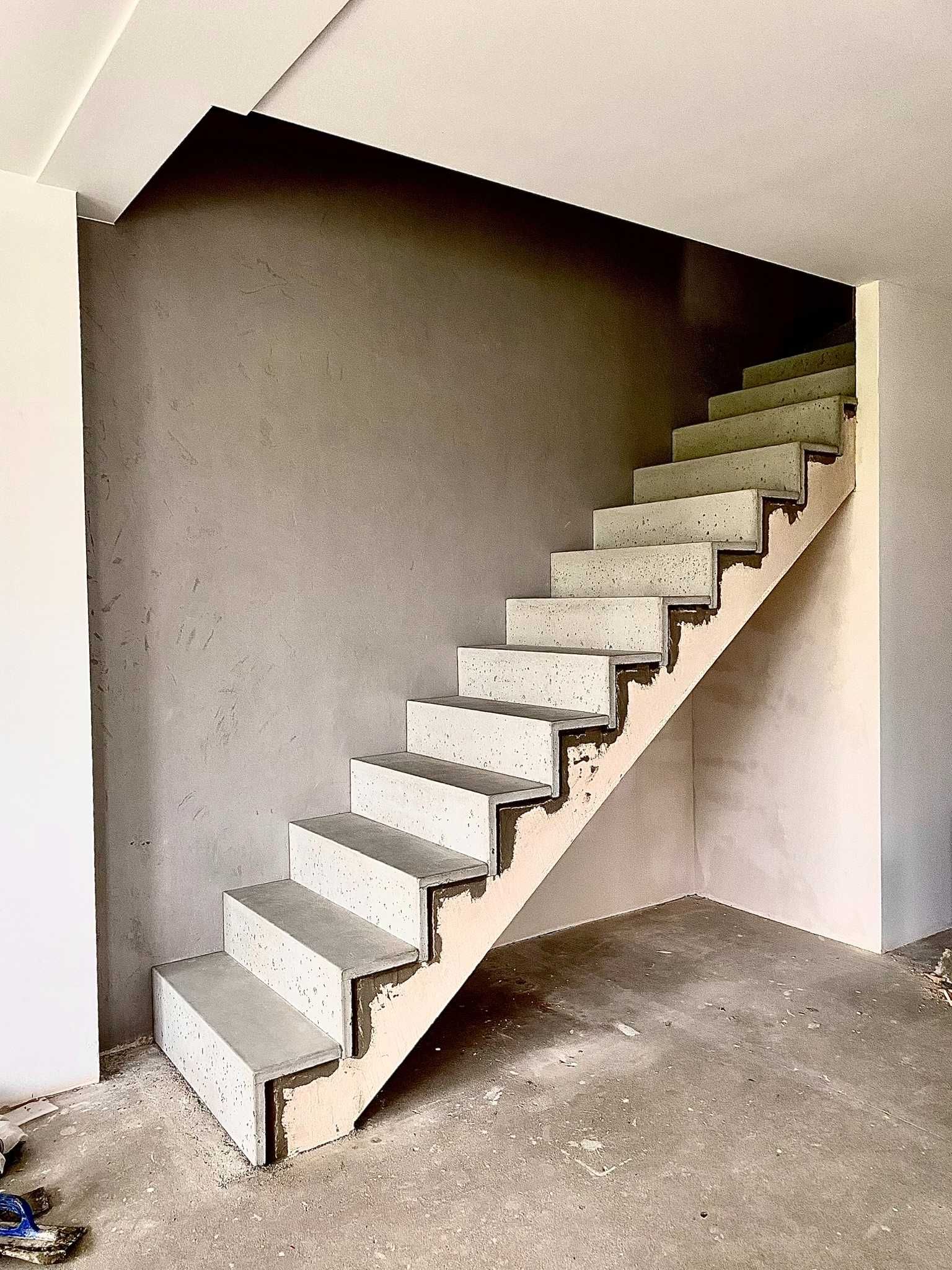 Schody z BETONU architektonicznego Klejone Stopnie Prefabrykowane !