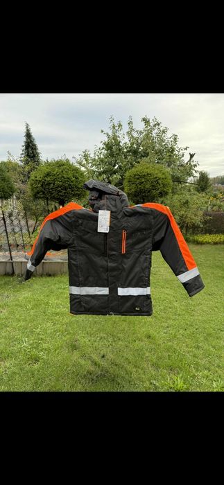 Kurtka robocza ocieplana marki Lahti Pro, rozmiar L.