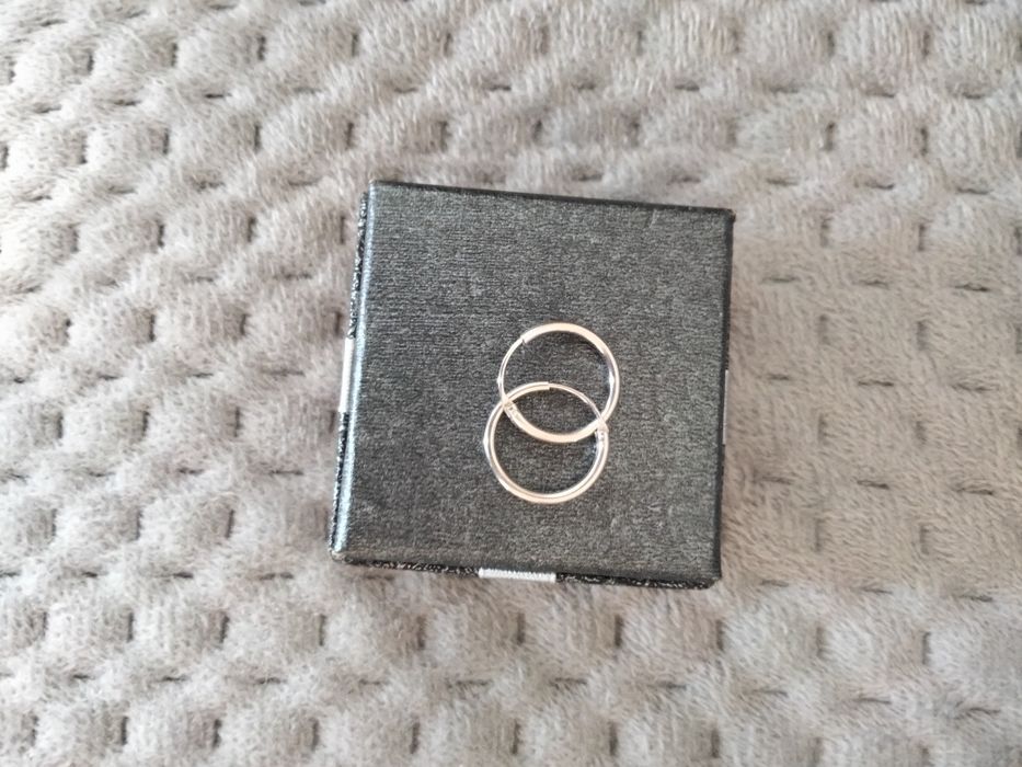 Продам срібні сережки