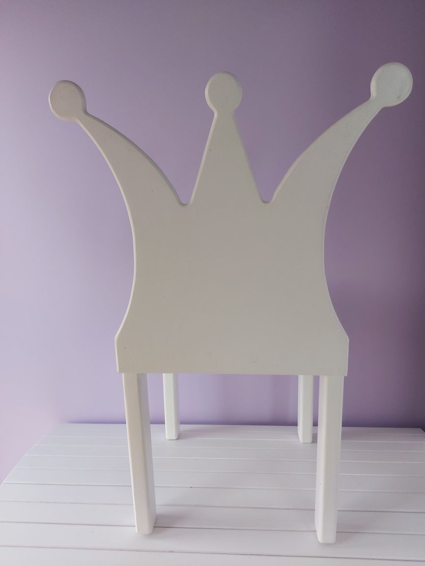 Krzeselko drewniane korona 107-122 biale dla księżniczki