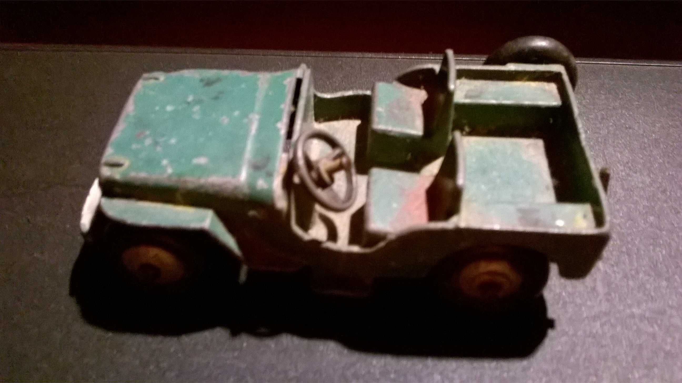 DINKY TOYS + MECCANO Lote 02 de Vários