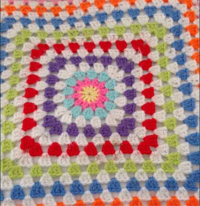 Almofada Granny Squares, lã sintética