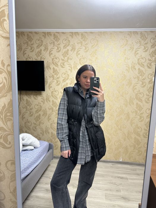 Жіноча тепла жилетка