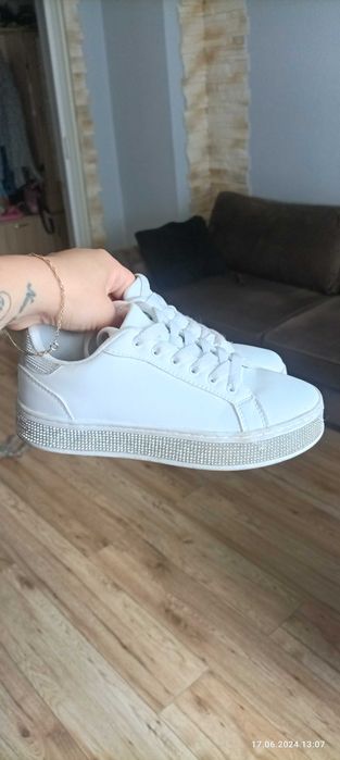 Buty sportowe dziecięce