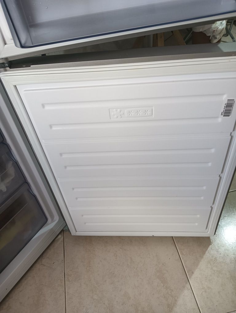 Frigorifico Combinado Inox