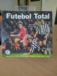 Livro “Futebol total”
