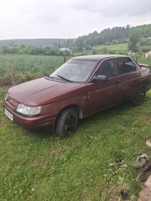 Продам машину  .