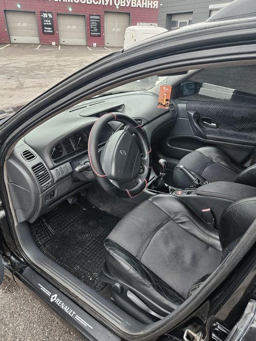 Renault Laguna 2 универсал