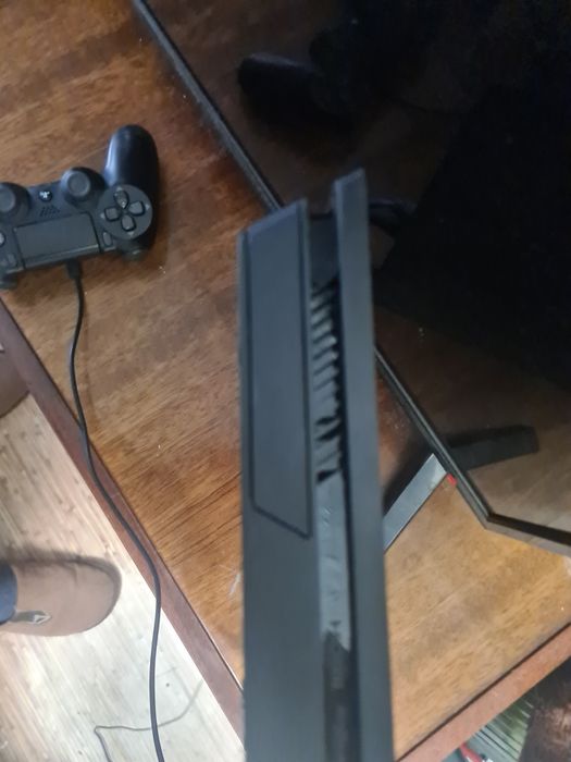 Playstation 4, ps4 slim 1 tb