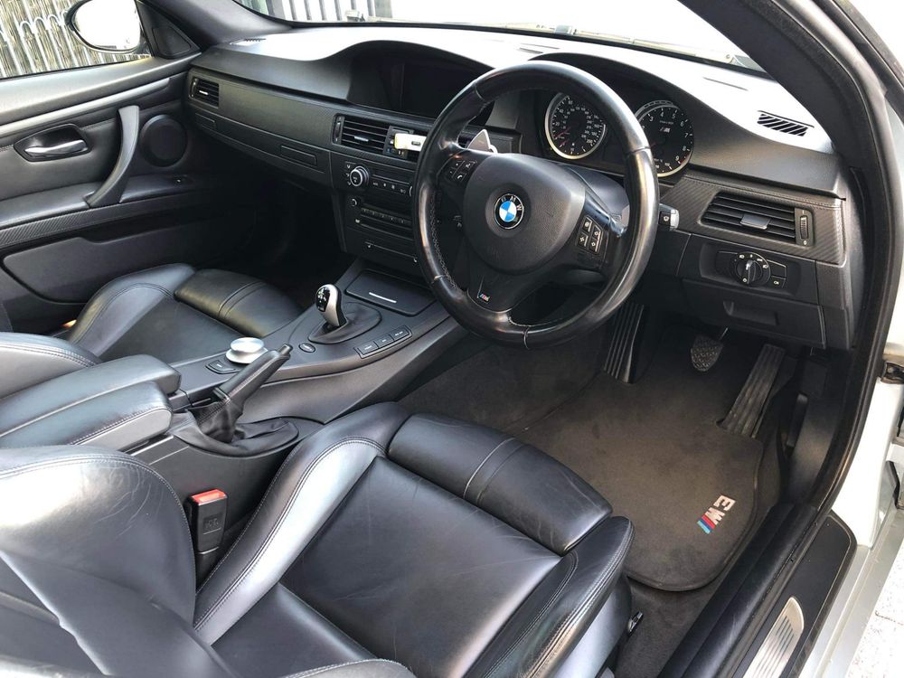 BMW E92 M3 V8 420 koni