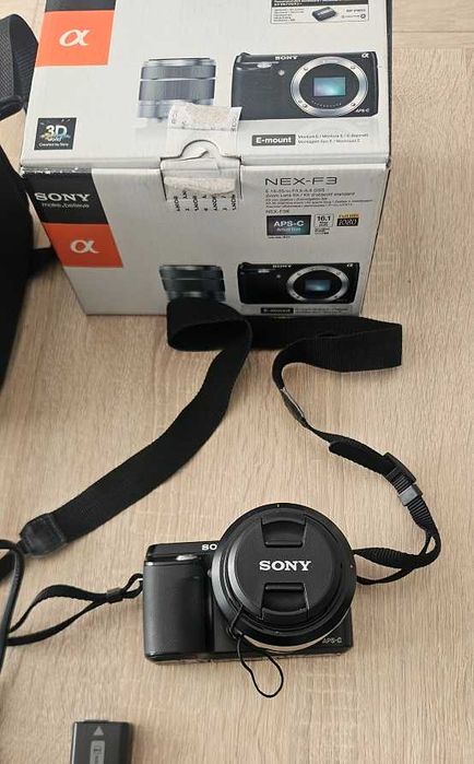 Aparat fotograficzny SONY NEX-F3