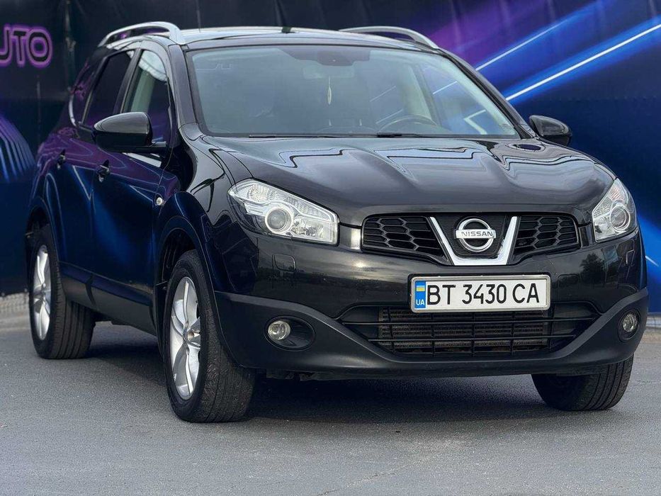Nissan Qashqai 2010, 2.0 дизель, механика, 7 мест