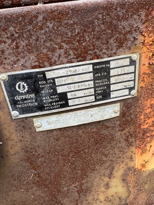 Sadzarka do ziemnaków czeska