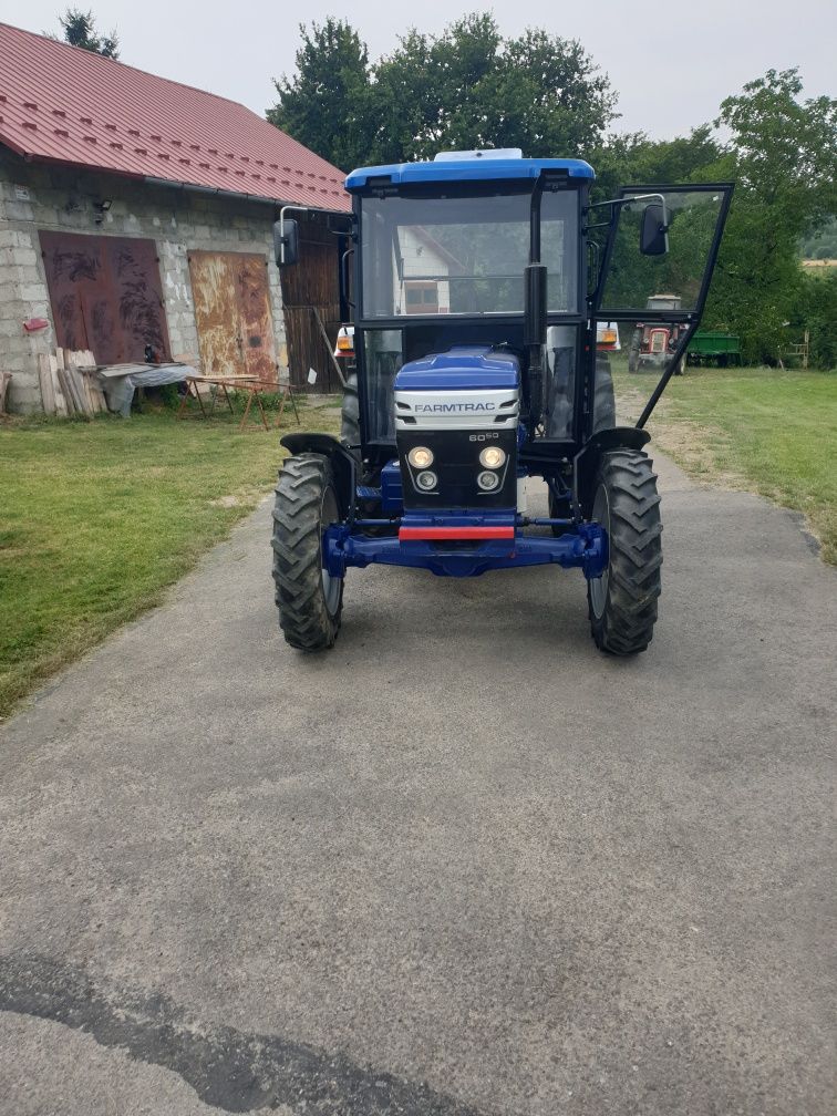 Ciągnik 4x4 Farmtrac 6050 DT