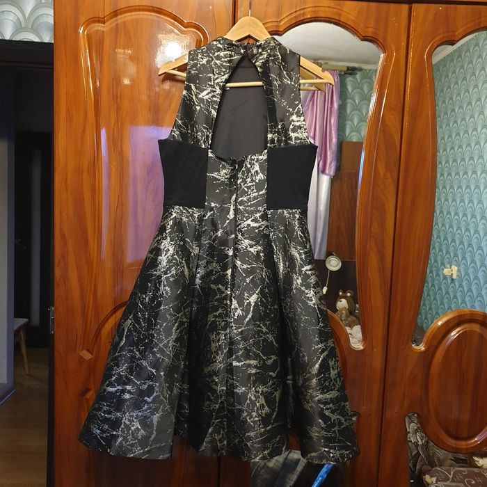 Сукня святкова L 48 р