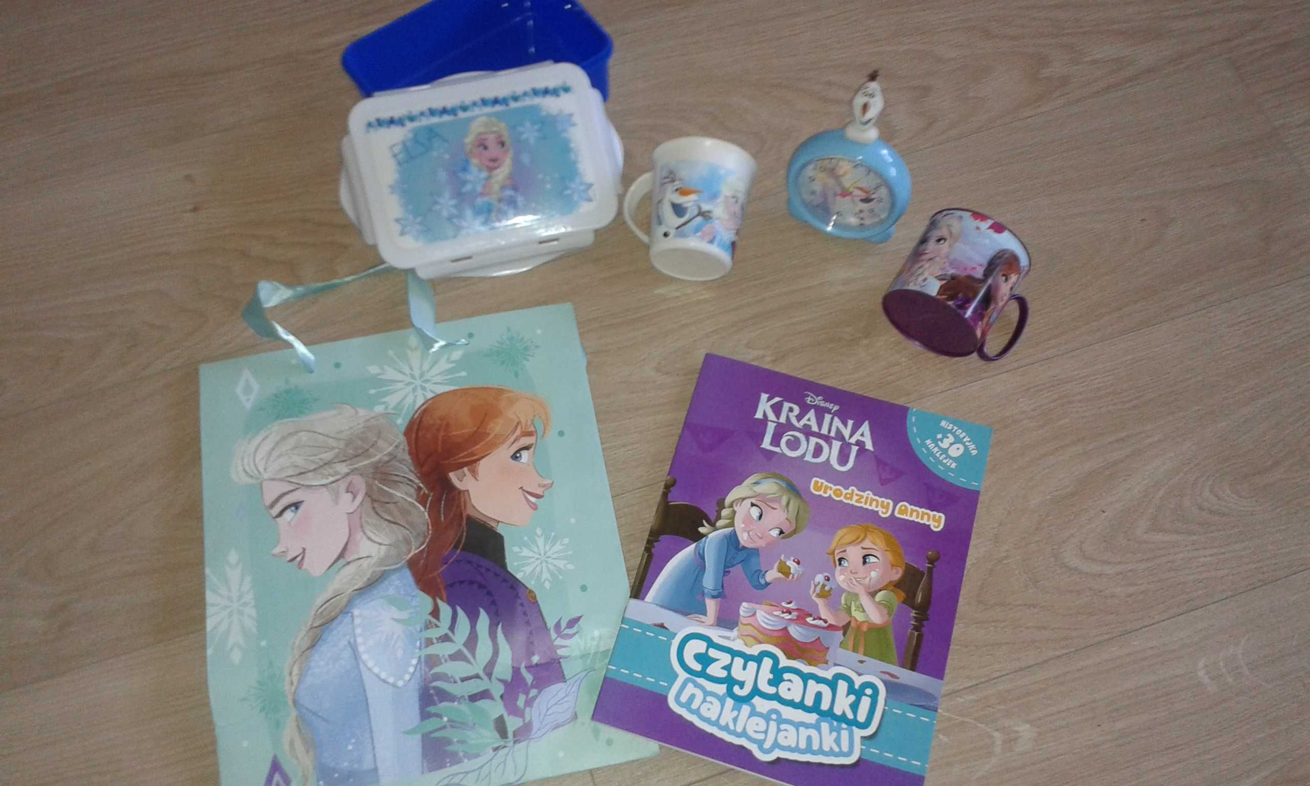 Zestaw Kraina Lodu śniadaniówka kubek budzik książeczka puzzle