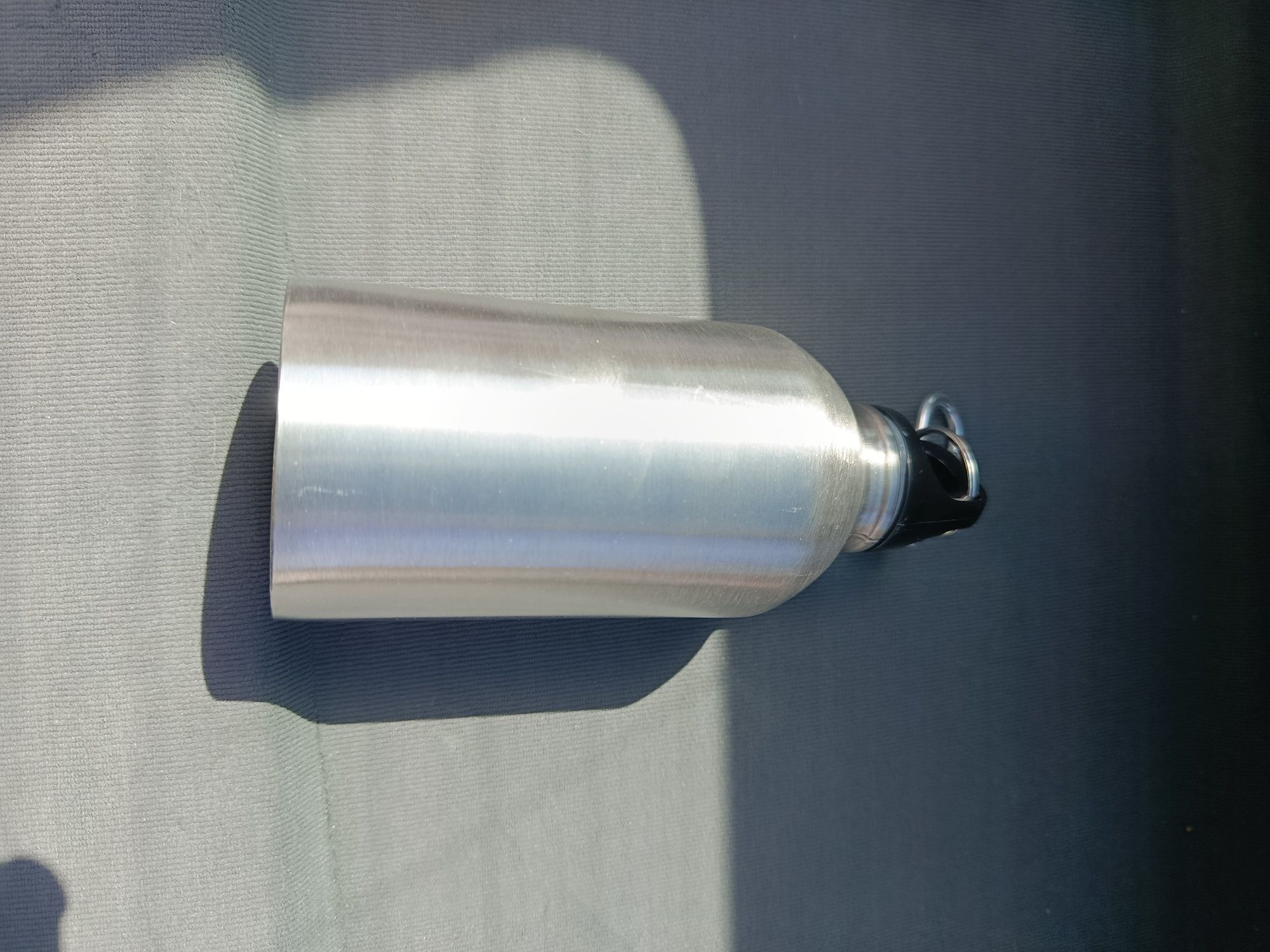 Mały termos butelka ok 0.3l