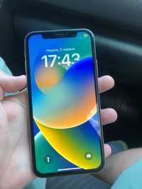 Продам iPhone X 64GB Silver