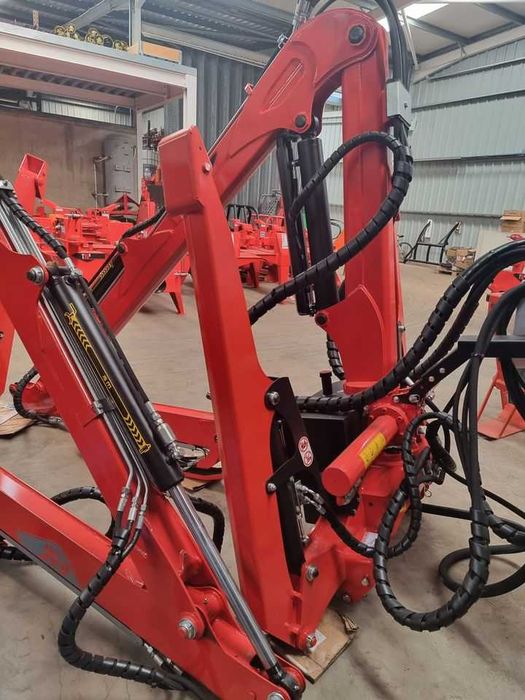 Grua Agricola ou Florestal Modelo GAF 500 S Nova com rotor e pinça
